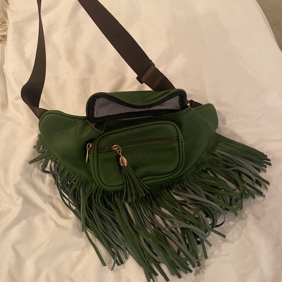 Crossbody fringe vegan green leather - Picture 3 of 4